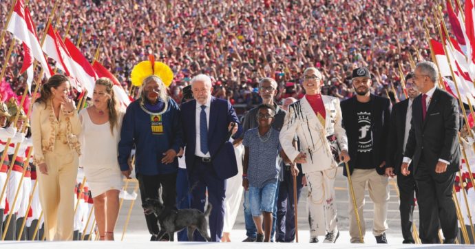 Il Brasile di Lula, missione impossibile: riunire un Paese spaccato in due