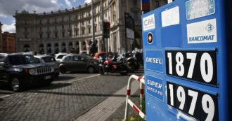 Copertina di Carburanti, il Consiglio di Stato accoglie ricorso del ministero: torna l’obbligo di esporre cartelli con i prezzi medi