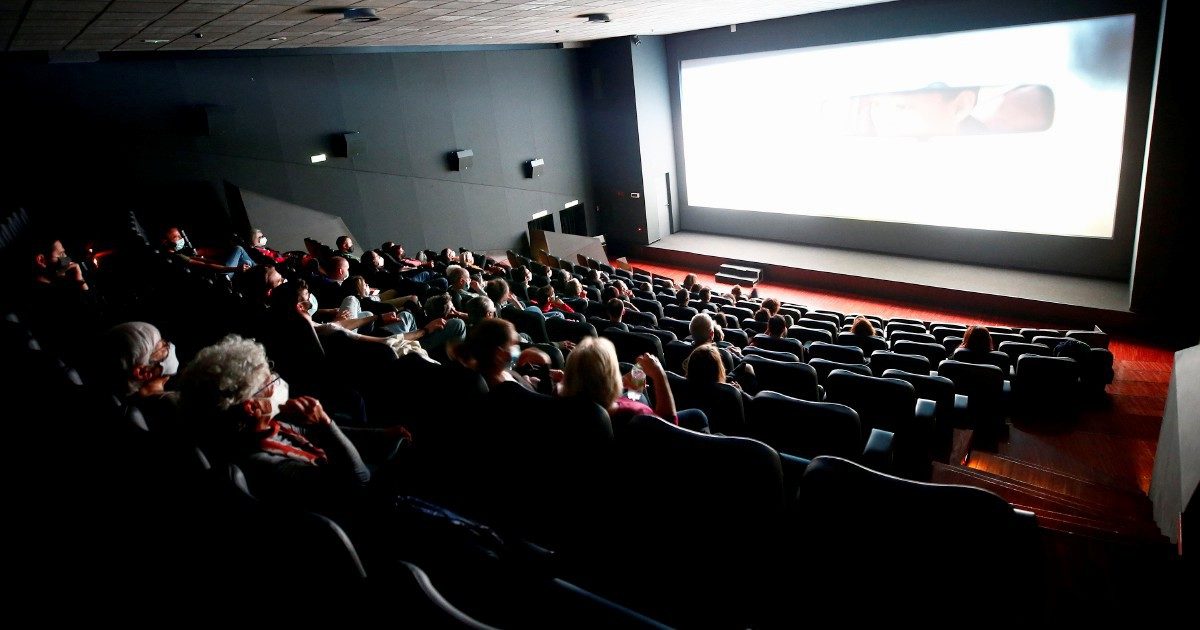 Natale al cinema senza i “classici” cinepanettoni, tutti i film in sala (compreso Wish di Disney)
