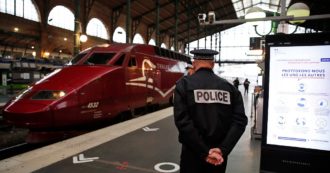 Copertina di Parigi, punteruolo contro i passanti: sei persone ferite alla stazione ferroviaria Gare du Nord