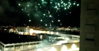 Copertina di Trapani, fuochi d’artificio nell’intercinta del carcere: avviata un’indagine. I sindacati della polizia penitenziaria: “Vergognoso” – Video
