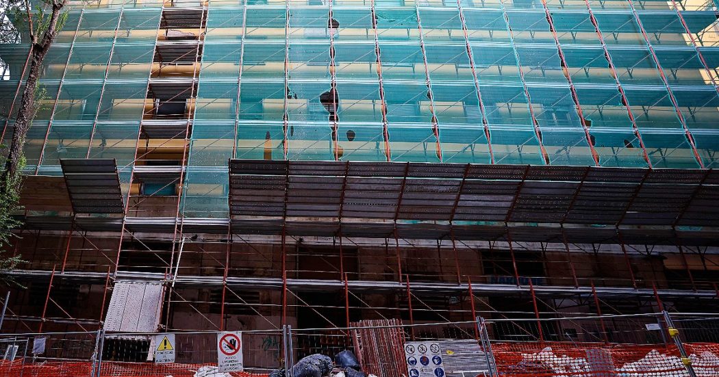 Efficienza energetica case, la maggioranza contro la bozza Ue: “Patrimoniale camuffata”. Ance: 9 milioni di edifici da ristrutturare