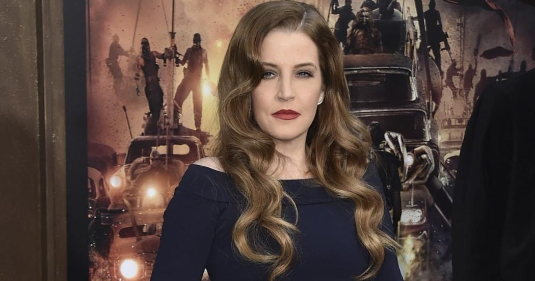 Lisa Marie Presley, i segnali di difficoltà durante l’ultima sua intervista ai Golden Globe