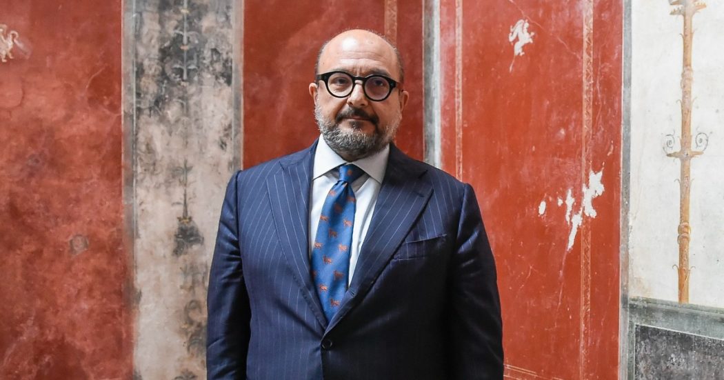 “Dante è il fondatore del pensiero di destra in Italia”: così il ministro Sangiuliano riscrive la storia della cultura