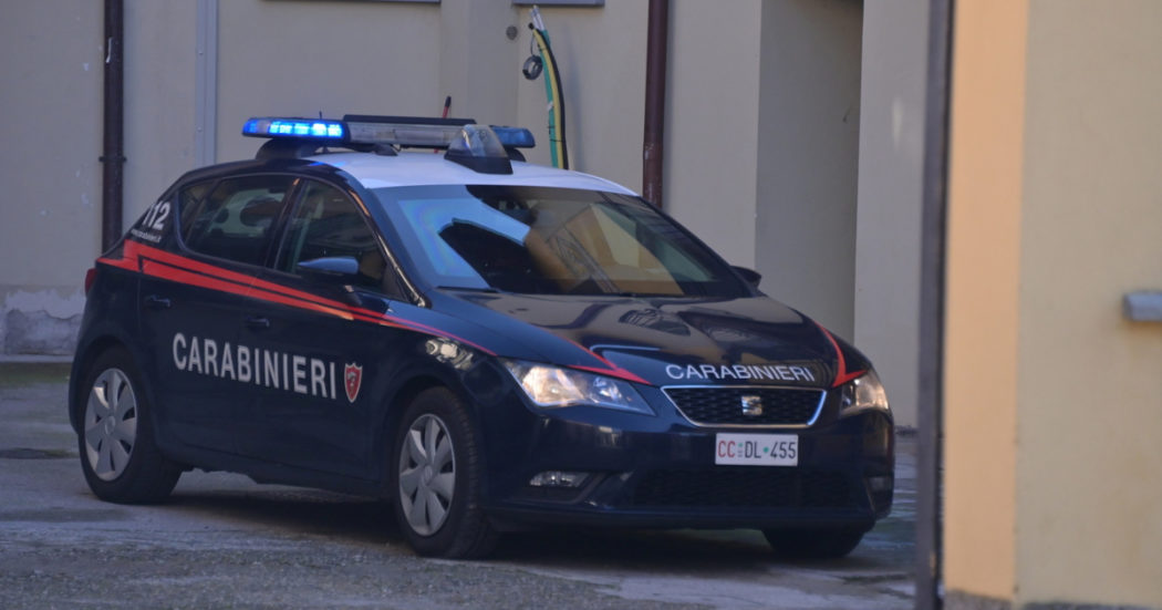 https://st.ilfattoquotidiano.it/wp-content/uploads/2023/01/14/carabinieri_1200-1050x551.jpg