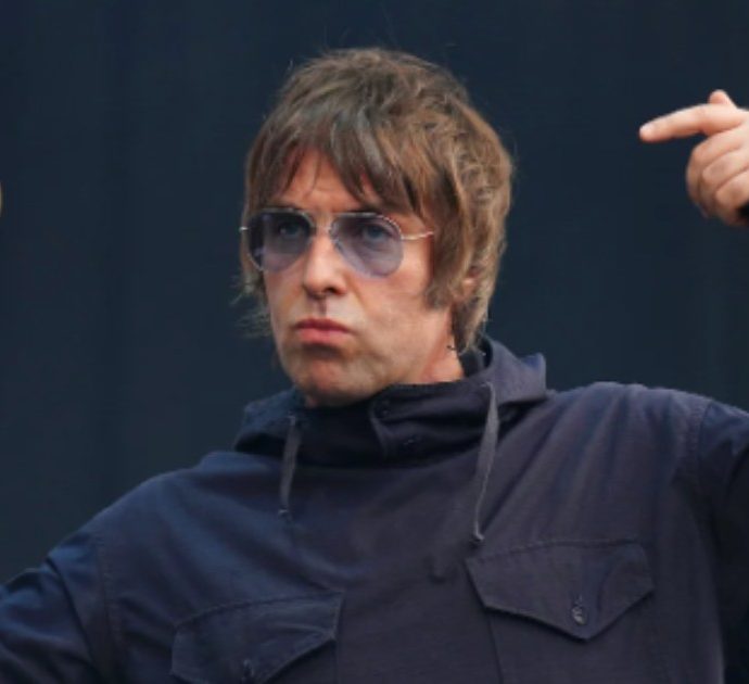 Liam Gallagher: “Gli anni ’90 con i social network? Uno schifo, saremmo stati tutti in prigione”