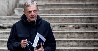 Copertina di Cuperlo: “Il congresso del Pd così non va. Si deve discutere dei voti persi”