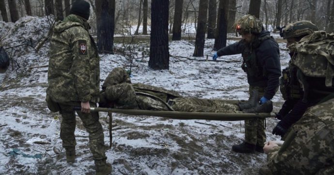 Ucraina, ex comandante della Wagner scappa in Norvegia: “Buttati in battaglia come carne da cannone”