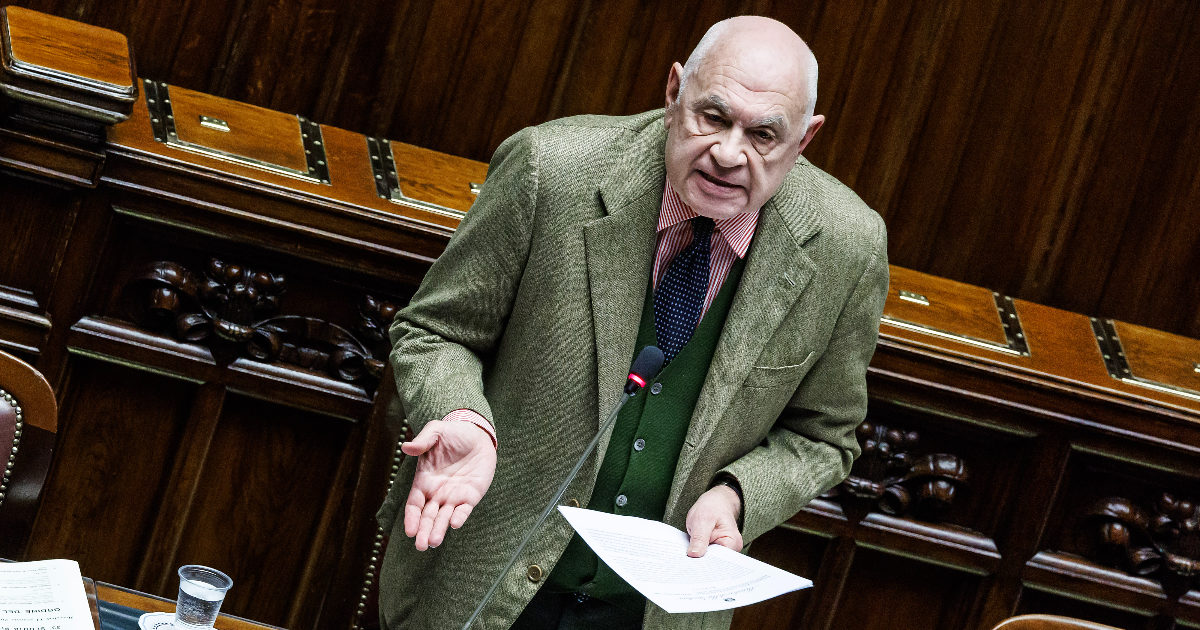 “Dobbiamo fare la faida?”, “raccogliamo voti”, “faccio saltare il locale”: le frasi dei mafiosi che per Nordio “non parlano dei delitti al telefono”