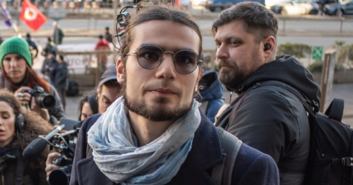 “Nessuna sorveglianza per l’attivista Simone Ficicchia”: ecco la decisione del Tribunale
