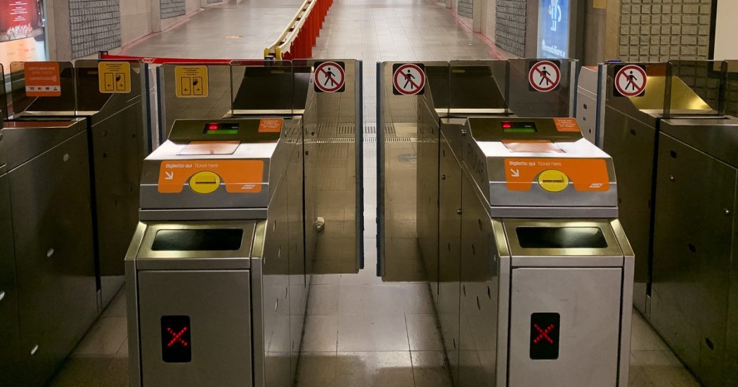 https://st.ilfattoquotidiano.it/wp-content/uploads/2023/01/19/tornelli-metro-milano-1200-1050x551.jpg