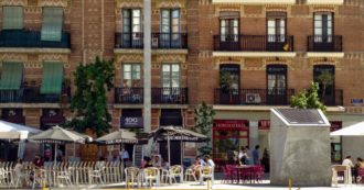 Copertina di Bufale e Cinzano: quanto poco sono italiani questi ricchi sudamericani madrileni