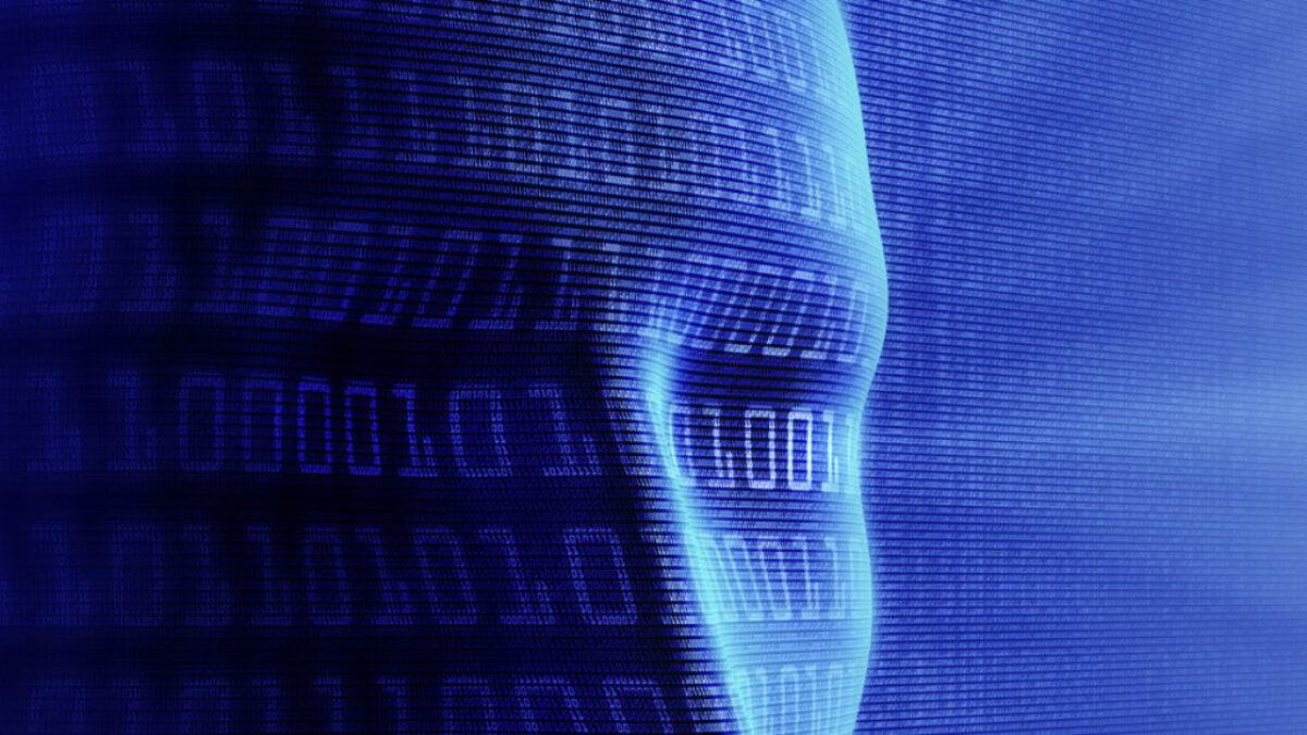 Si innamora di un ragazzo e lo fa conoscere alla madre, ma lui è un prodotto dell’Intelligenza Artificiale
