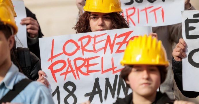 Copertina di Studente morto in scuola-lavoro: sit-in in tutta Italia