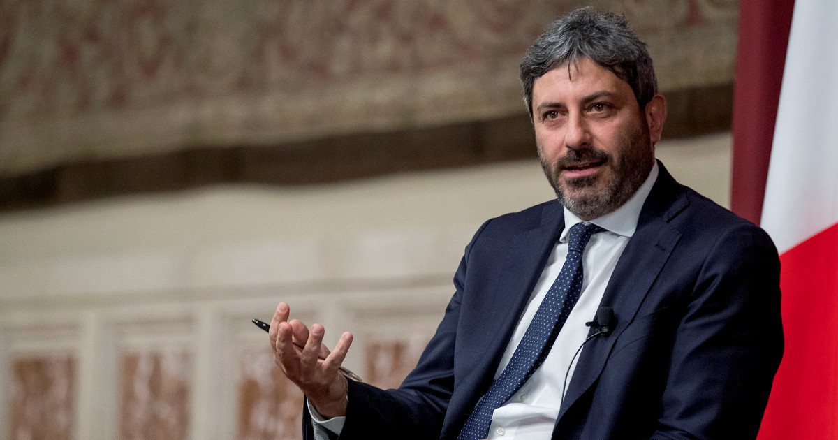 Campania, la prima delibera di Roberto Fico è per il salario minimo ai lavoratori