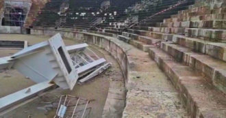 Copertina di Crolla la stella di Natale, Arena di Verona chiusa fino al 30 gennaio: “Danni irreversibili” – Video