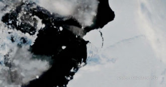 Copertina di Enorme iceberg si stacca dall’Antartide: è grande più di 15 volte la città di Parigi – Video