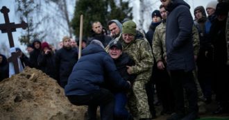 Copertina di Washington Post: “Ucraina a corto di truppe e munizioni. Cresce il pessimismo”. E pubblica la testimonianza di un comandante di Kiev