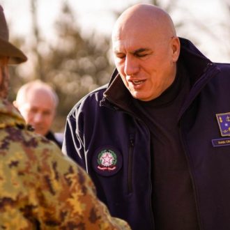 Copertina di Armi e guerra, Crosetto attacca il Fatto: il Fatto di domani 27 gennaio