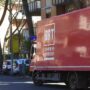 Copertina di Corriere morto a Piacenza durante una consegna all’ultimo giorno di contratto: “I colleghi erano in sciopero per i turni pesanti”