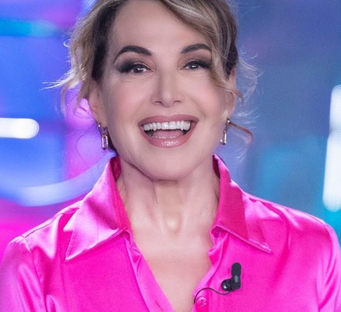 “Barbara D’Urso non condurrà più Pomeriggio 5”: l’annuncio di Mediaset (che svela la data di fine contratto)