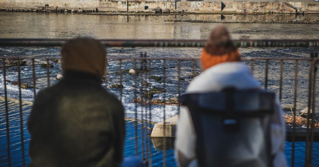 Crisi idrica, le (poche) piogge di gennaio sono un’illusione: record negativo del Po e dei grandi laghi: “A rischio un terzo del made in Italy”