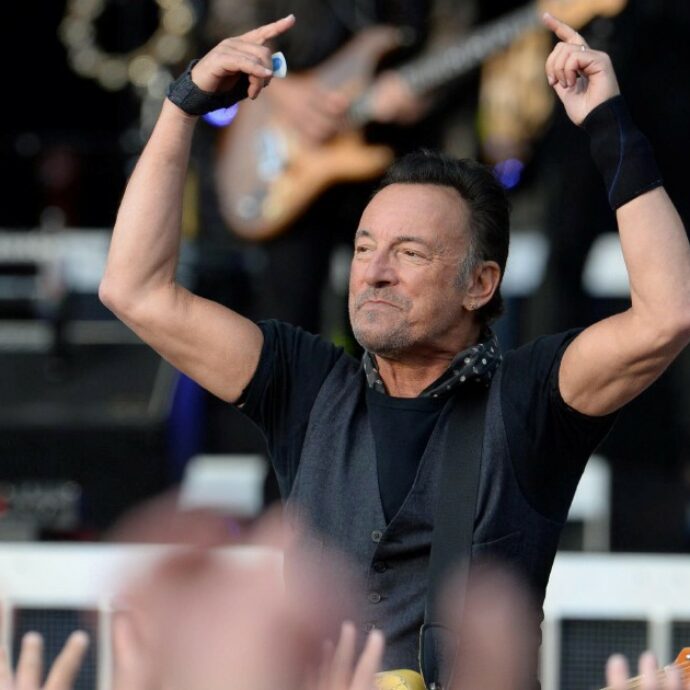 Bruce Springsteen, le date del tour italiano riprogrammate per il 2025. Ecco quando