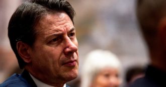 Copertina di Conte: “Meloni costringa i due fedelissimi a dimettersi”