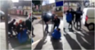 Copertina di Vasto, poliziotto minaccia di usare il taser contro un commerciante, poi lo ammanetta e lo porta via: è polemica per l’intervento – Il video