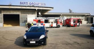 Copertina di Autotrasportatore cade nella cisterna del suo camion e muore: l’incidente sul lavoro nel Veronese