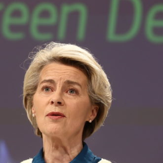 Copertina di Green Deal, perché è a rischio dopo guerre e pandemia