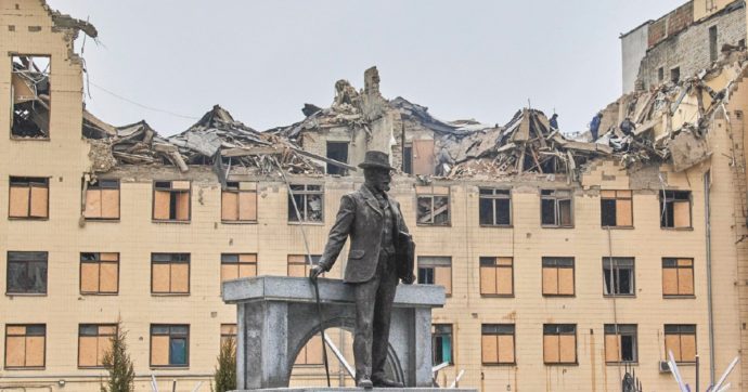 Tangenti a Kiev, in bilico anche il capo della Difesa