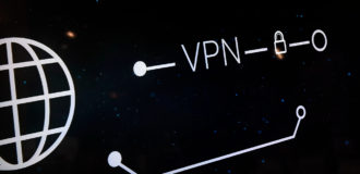 Copertina di Attacco hacker, per colpire i criminali informatici sono “passati” da una porta lasciata aperta da due anni