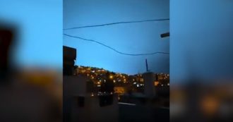 Copertina di Terremoto in Turchia e Siria, i lampi nel cielo? Ecco come funziona il fenomeno delle luci sismiche