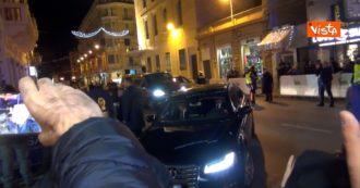 Copertina di Sanremo 2023, il presidente Mattarella arriva all’Ariston per la prima serata del Festival – Video