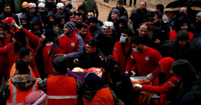 “Il sisma si abbatte sui curdi già provati da bombe e Isis”