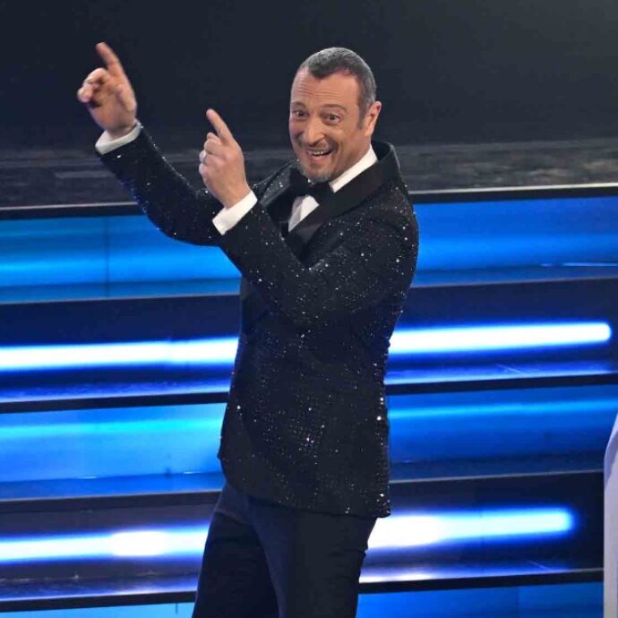 Sanremo 2023, la vera scaletta della seconda serata: ecco tutti i cantanti in ordine e gli ospiti. Fagnani co-conduttrice, attesi i Black Eyed Peas