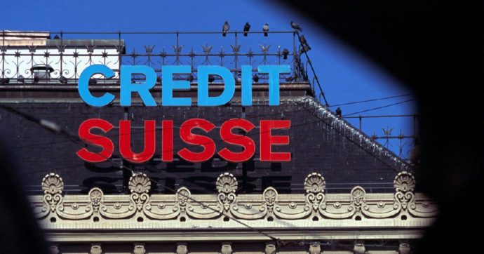 Credit Suisse, rosso da 8 mld. Il titolo crolla