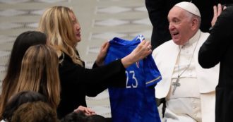 Copertina di Papa Francesco incontra la vedova e le figlie di Gianluca Vialli: “Volevano condividere con il Pontefice il grande desiderio che lui ha avuto nel cuore fino alla morte”