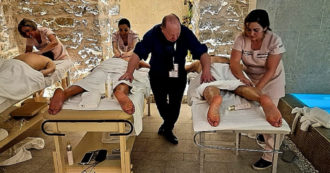 Copertina di Sanremo 2023, cosa succede nella Spa dei vip: “I Cugini di Campagna? Non facile fargli togliere le zeppe, quando si sono rilassati hanno iniziato a cantare ‘Anima mia’”