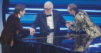 Copertina di Sanremo, Champagne e veleni: Rai sotto attacco