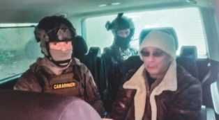 Copertina di Matteo Messina Denaro, la lettera alla sorella: “Non morirò di tumore, mi ucciderò in casa”