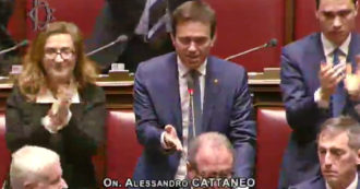 Copertina di Ruby ter, gli applausi dei deputati di Forza Italia per l’assoluzione di Berlusconi: “Uso politico della magistratura, ora commissione d’inchiesta”