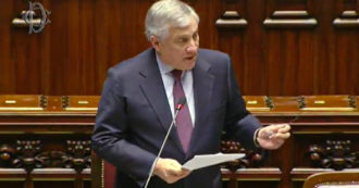 Copertina di Tajani alla Camera: “Berlusconi uomo di pace, non ha mai difeso Putin. Forza Italia sempre dalla parte di Kiev”