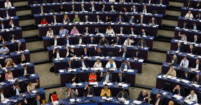 Le elezioni in un’Europa in crisi: punta ad allargarsi senza pensare ai problemi interni