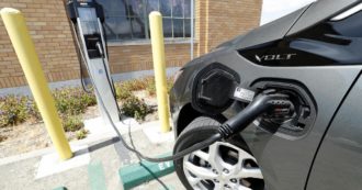 Copertina di Se le colonnine “made in Usa” non sono così tanto affidabili