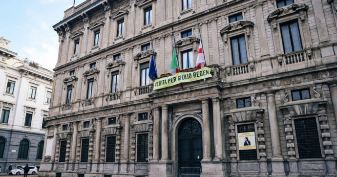 Milano, chiude l’asilo di via della Spiga: troppo pochi bimbi. La protesta: “È servizio pubblico”. Il Comune: “Iscrizione in calo da dieci anni”