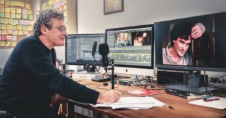 Copertina di Martone va sempre al Massimo (Troisi) tra lacrime e risate