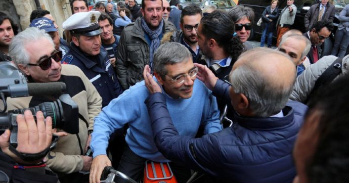 “Non mi candiderò più”: dopo la riabilitazione l’ex presidente siciliano Cuffaro allontana il ritorno diretto in politica