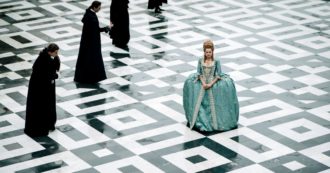 Copertina di Alla corte dell’adolescente “Marie Antoinette”